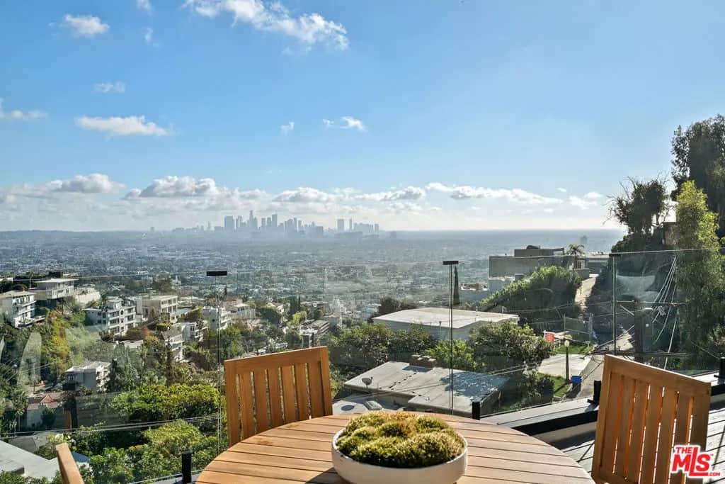 8633 Hollywood Boulevard, West Hollywood, CA — listing photo 1