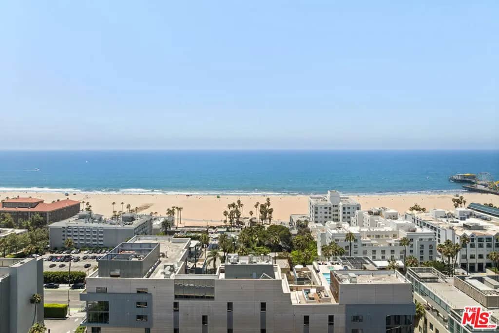 1755 Ocean Avenue 811, Santa Monica, CA — listing photo 1