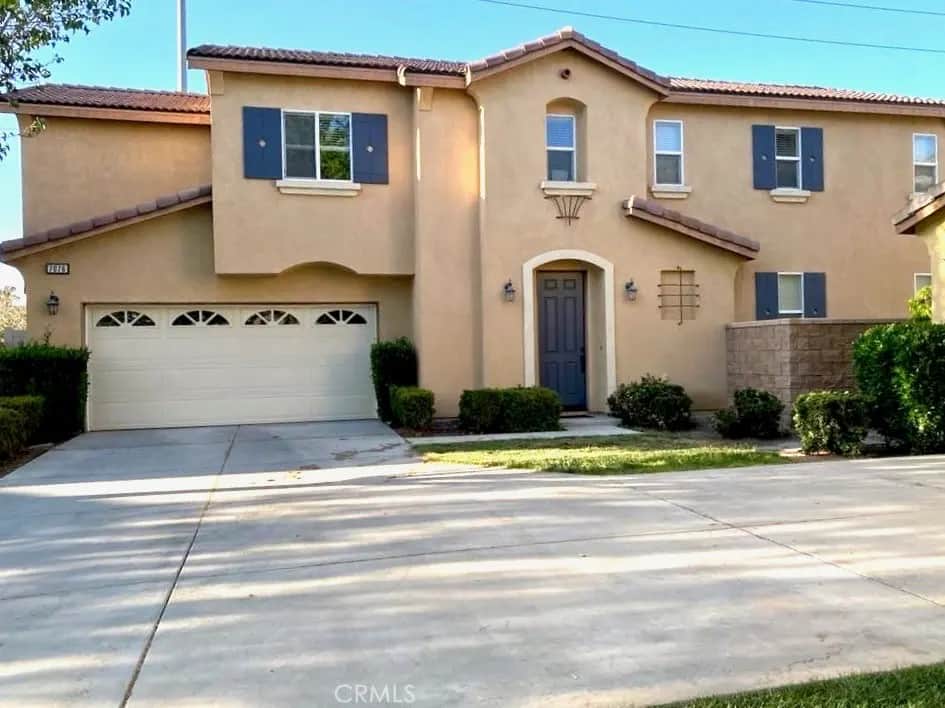 7076 Luminaire Court, Eastvale, CA — listing photo 1