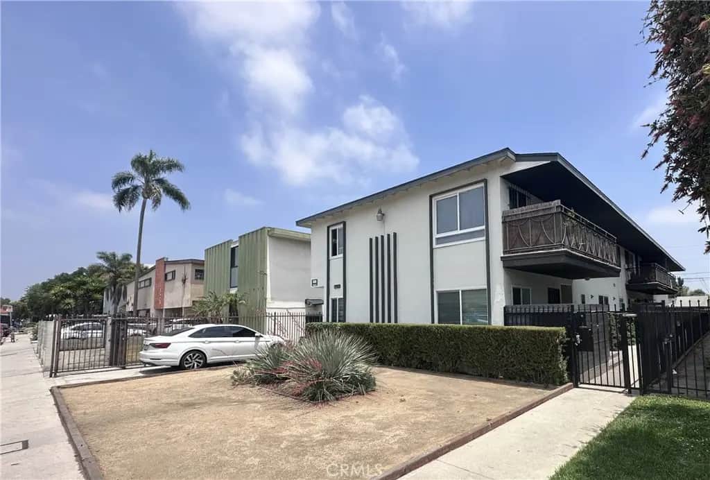 1942 S Sherbourne Drive, Los Angeles, CA — listing photo 1