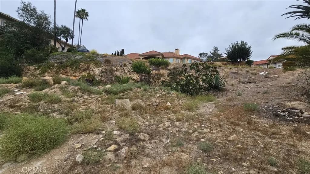 1822 Loma Roja, Santa Ana, CA — listing photo 1