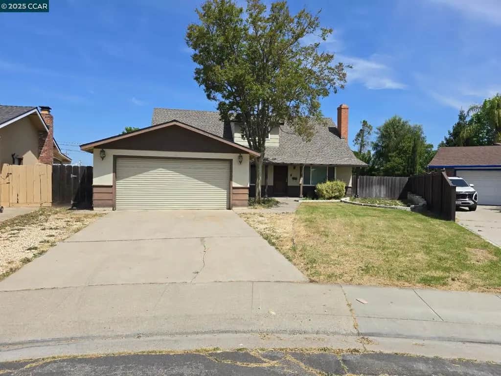 1015 Tenaya Ct, Manteca, CA — listing photo 1