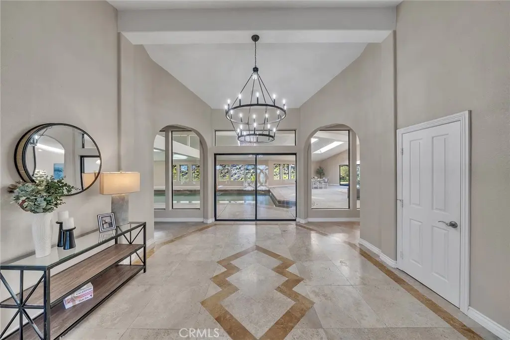 42253 Via Nortada, Temecula, CA — listing photo 1