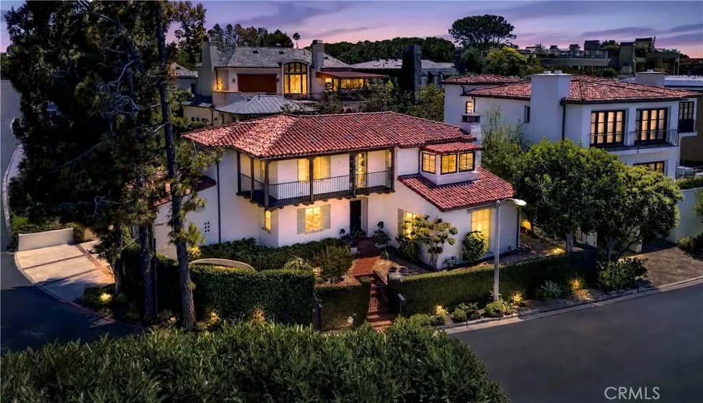 2 Emerald Bay, Laguna Beach, CA — listing photo 1