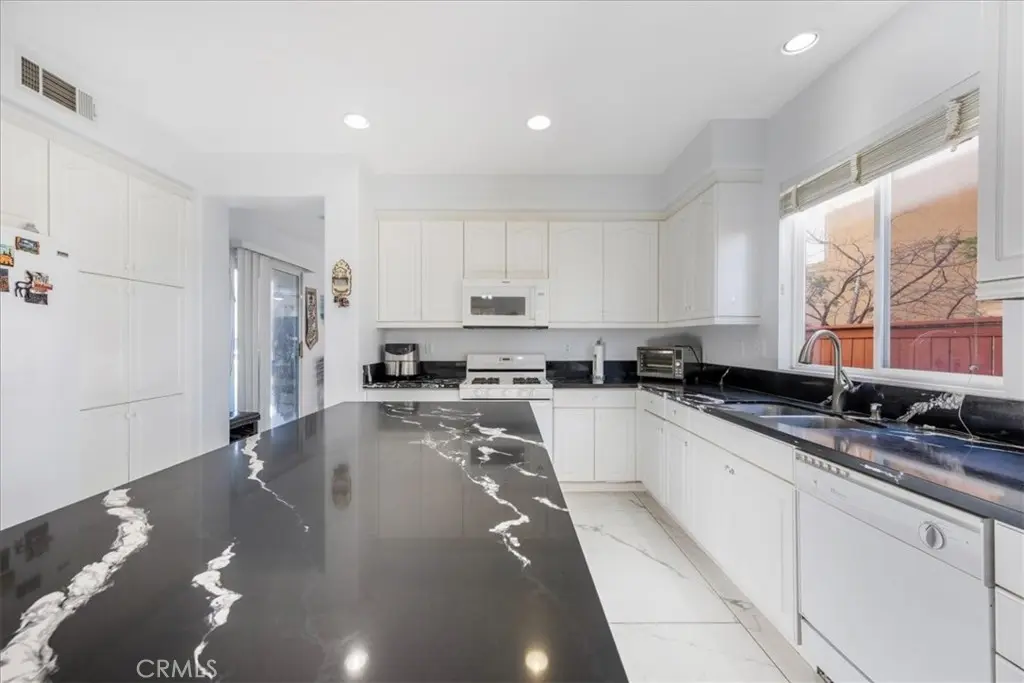 44364 Kingston, Temecula, CA — listing photo 1
