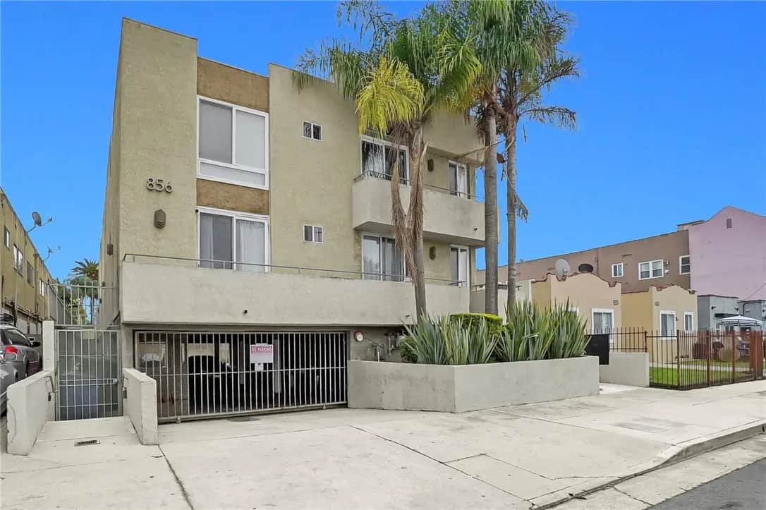 856 N Van Ness Avenue 3, Los Angeles, CA — listing photo 1