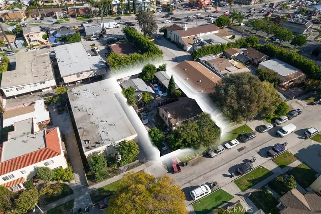 2924 S Orange, Los Angeles, CA — listing photo 1