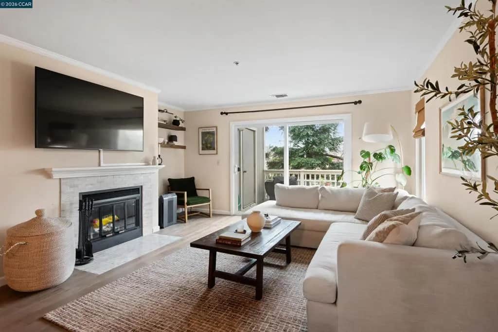 2721 Oak Rd L, Walnut Creek, CA — listing photo 1