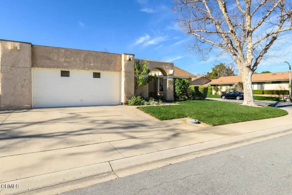 22106 Village 22, Camarillo, CA — listing photo 1