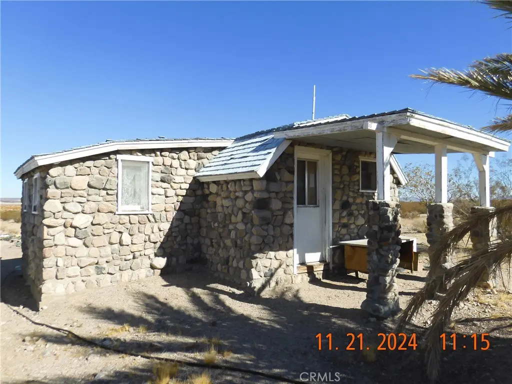49700 Center Drive, Newberry Springs, CA — listing photo 1