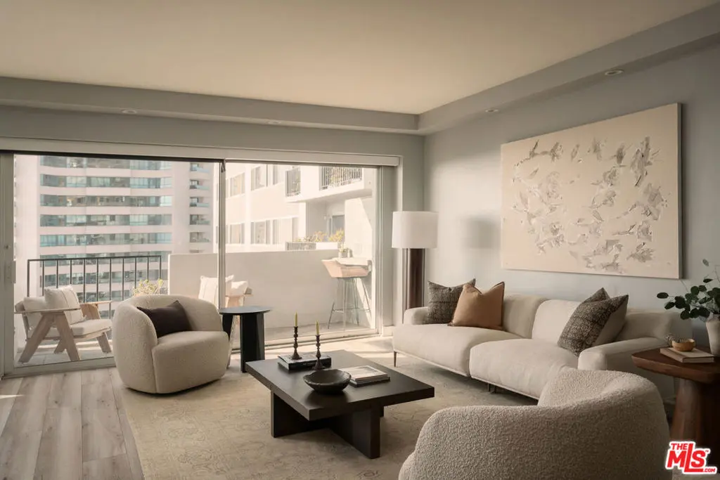 10450 Wilshire Boulevard 12C, Los Angeles, CA — listing photo 1