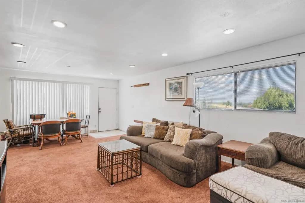 3964 Manzanita Dr, San Diego, CA — listing photo 1