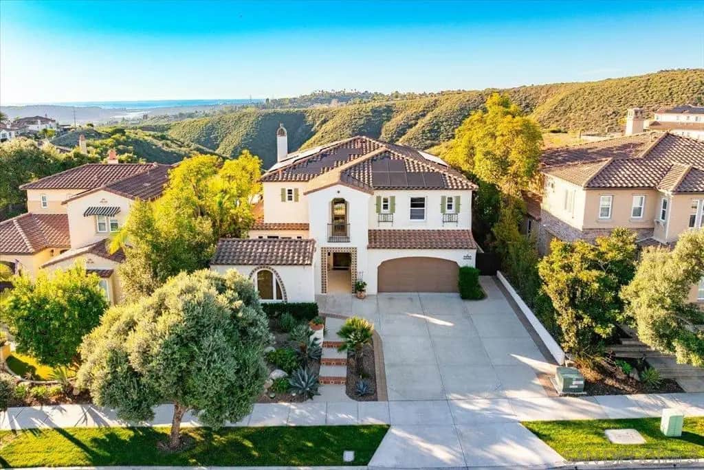 7135 Sitio Caliente, Carlsbad, CA — listing photo 1