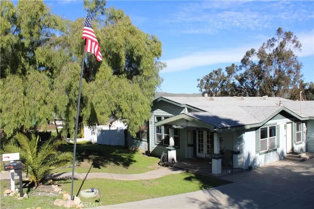 16350 Stevens, Lake Elsinore, CA — listing photo 1