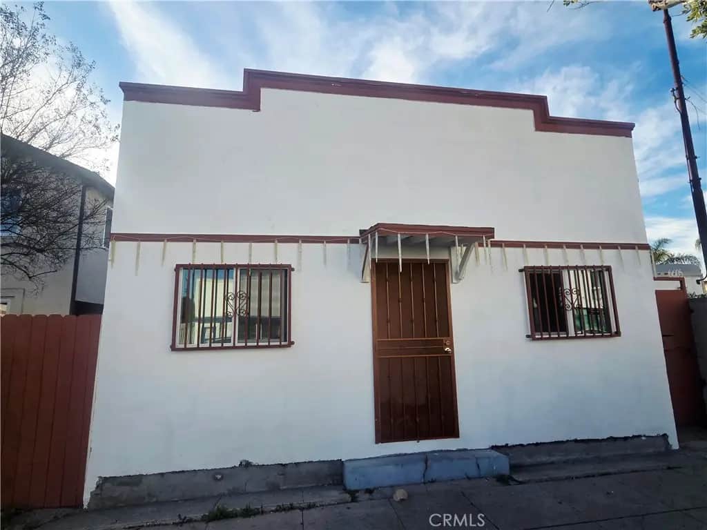 6605 West, Inglewood, CA — listing photo 1