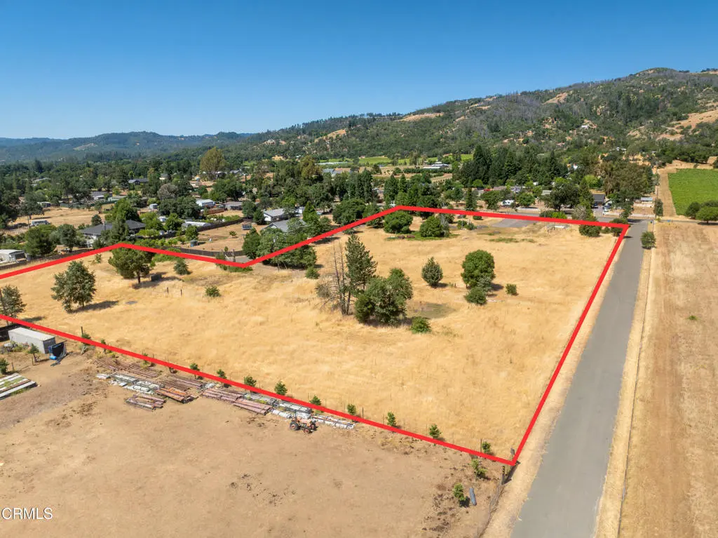 10891 West Road, Redwood Valley, CA — listing photo 1