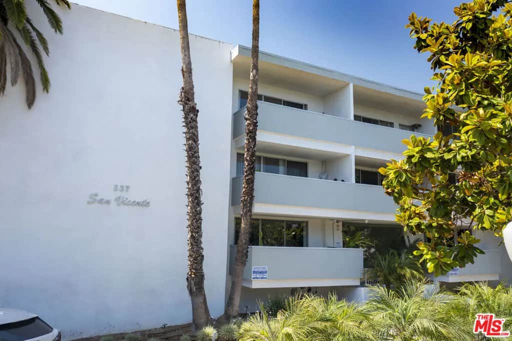537 San Vicente Boulevard, Santa Monica, CA — listing photo 1