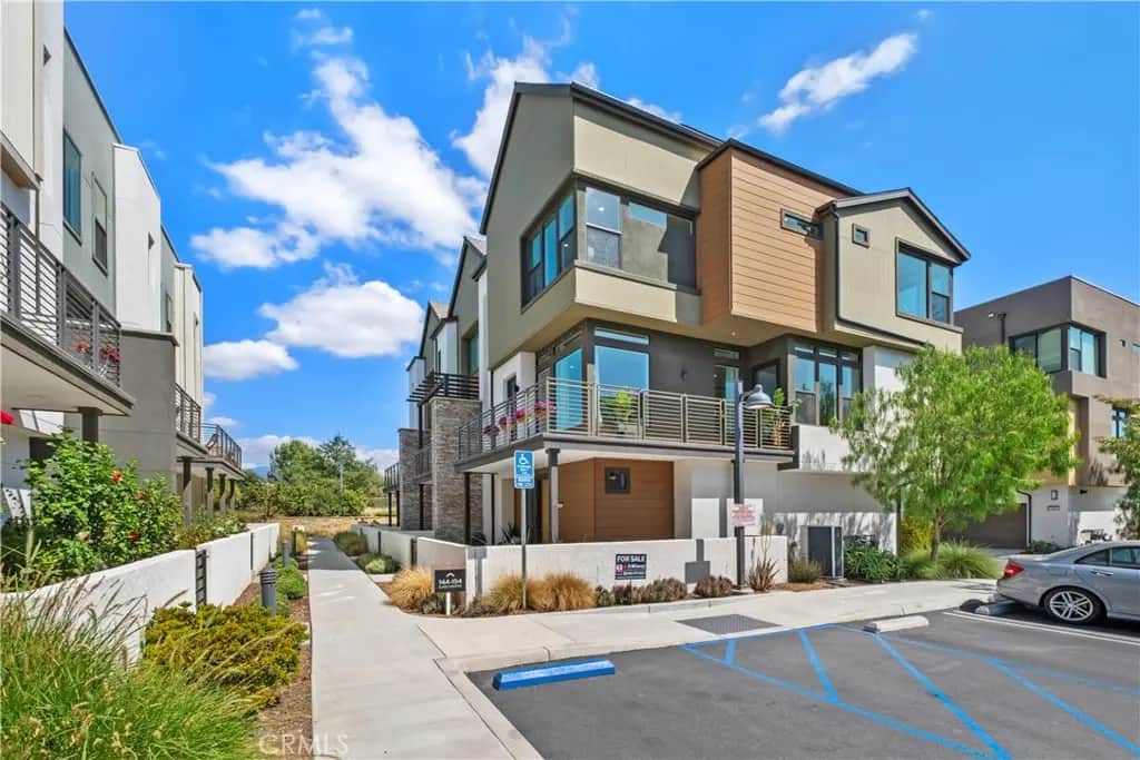 154 Keeper, Irvine, CA — listing photo 1