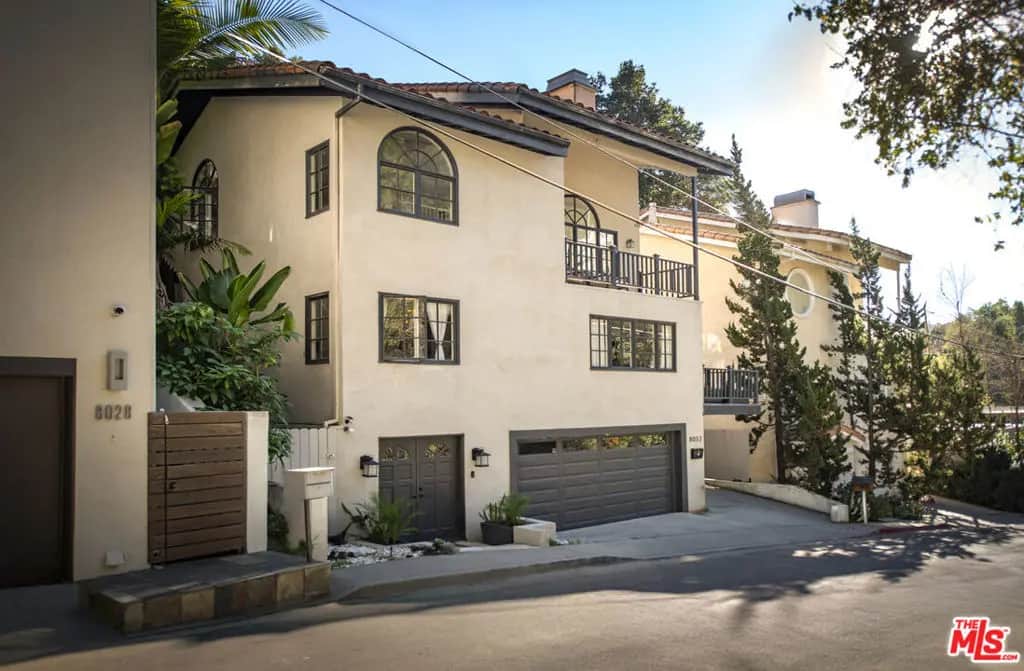 8032 Willow Glen Road, Los Angeles, CA — listing photo 1