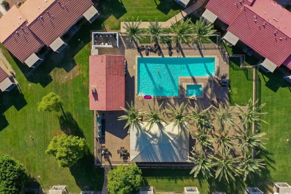 48304 Stewart Drive J1-4, Indio, CA — listing photo 1