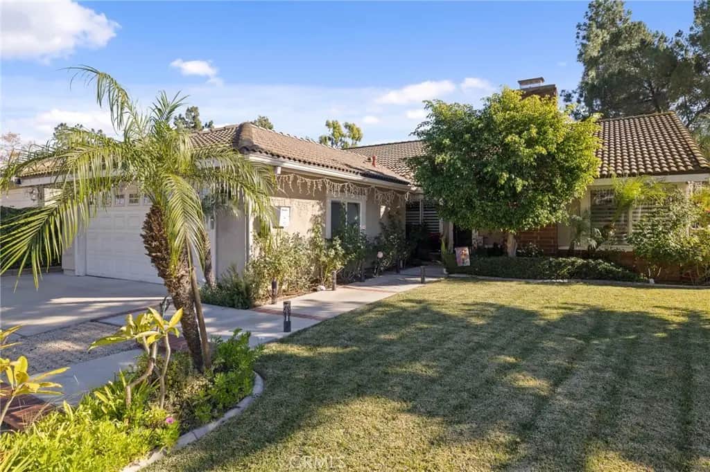 1372 Avenida Loma Vista, San Dimas, CA — listing photo 1
