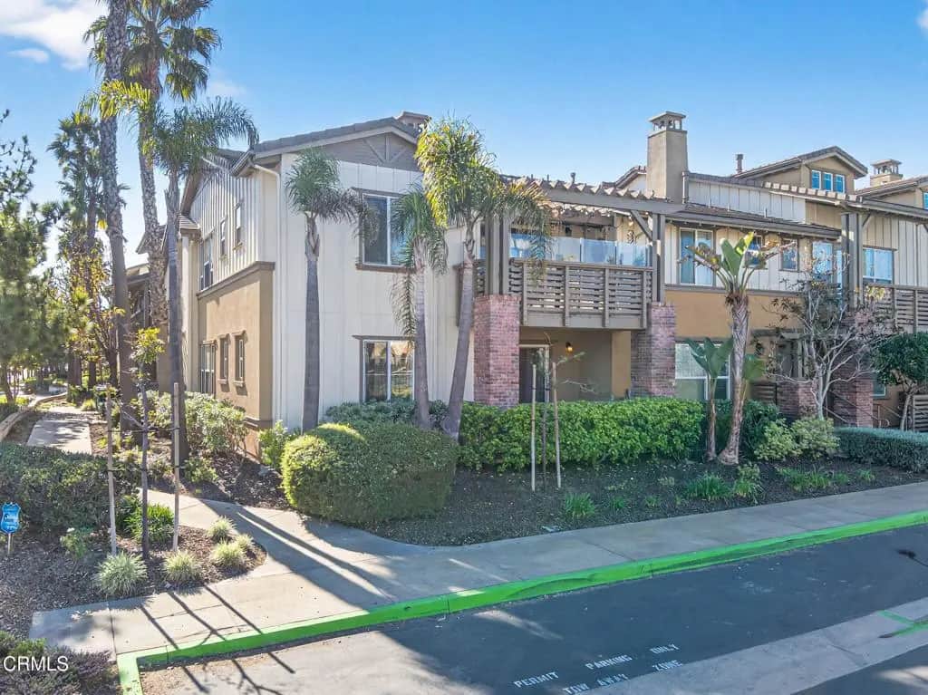 3800 Alee Lane, Oxnard, CA — listing photo 1