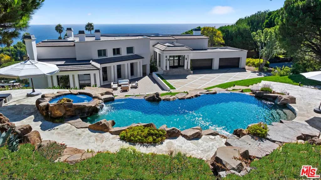 32597 Pacific Coast Highway, Malibu, CA — listing photo 1