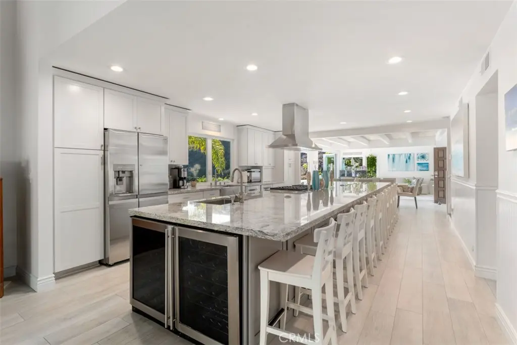 499 Nyes Place, Laguna Beach, CA — listing photo 1