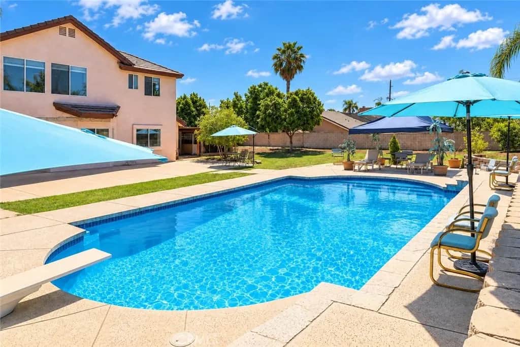 11691 Via Colina, Moreno Valley, CA — listing photo 1