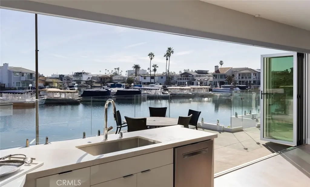 44 Balboa, Newport Beach, CA — listing photo 1