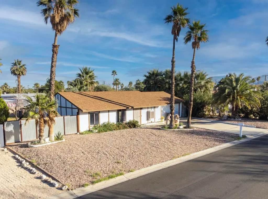 2930 N Bahada Road, Palm Springs, CA — listing photo 1
