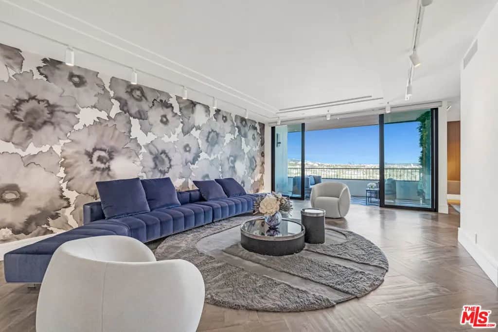 1100 Alta Loma Road 1404, West Hollywood, CA — listing photo 1