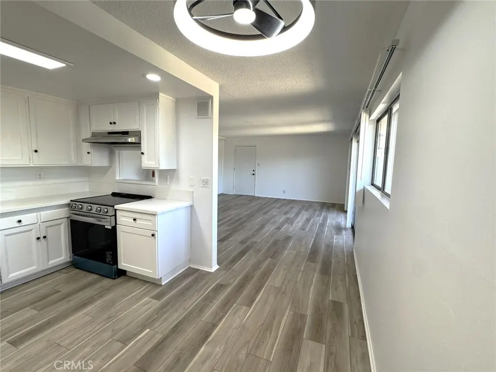 14919 S Normandie Avenue 18, Gardena, CA — listing photo 1
