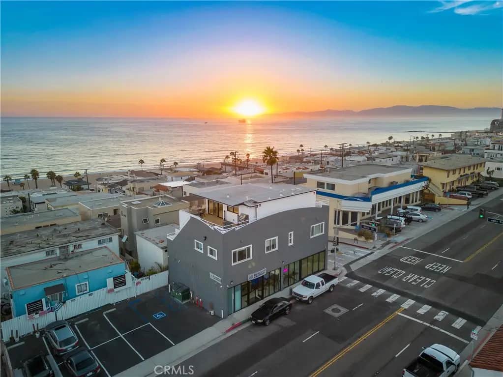 230 40th 3, Manhattan Beach, CA — listing photo 1