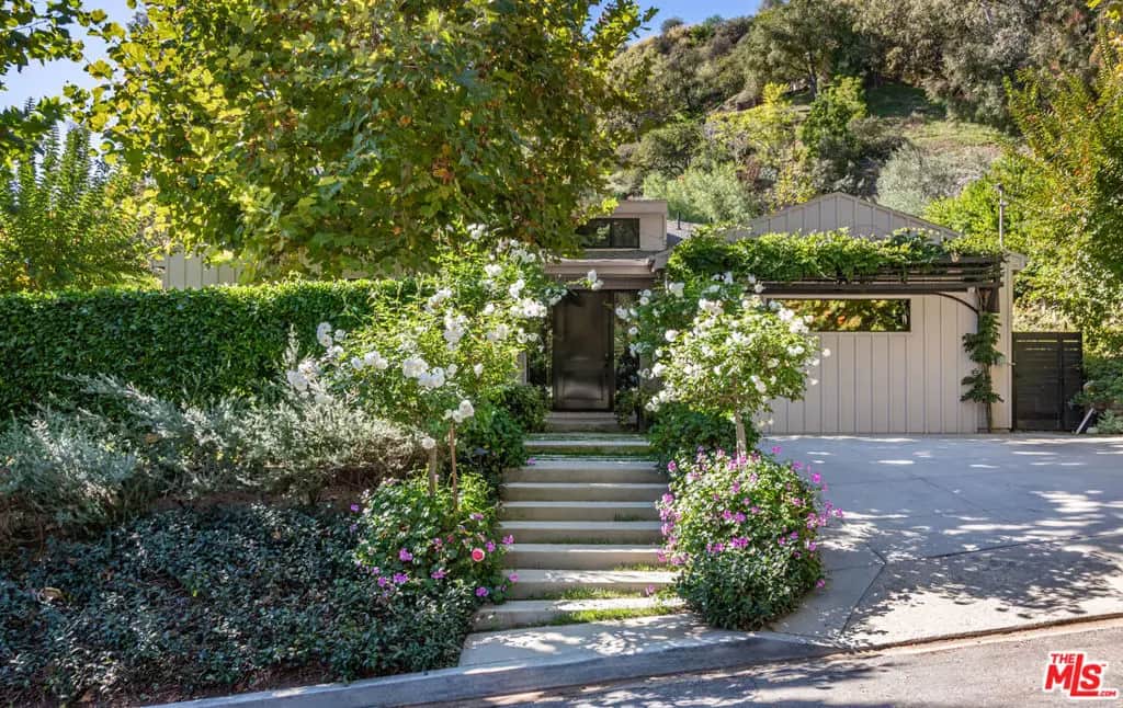 9024 Wonderland Park Avenue, Los Angeles, CA — listing photo 1