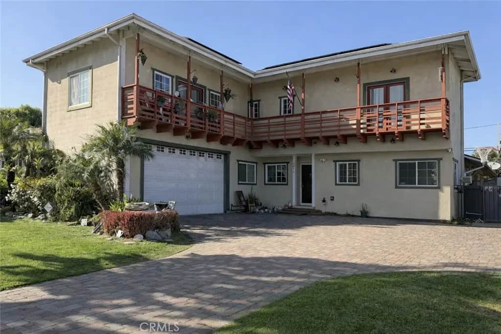 1071 E 46th, Long Beach, CA — listing photo 1