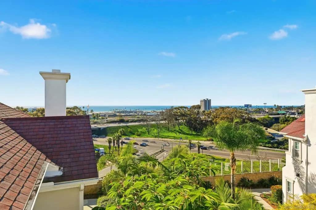 845 Harbor Cliff Way 305, Oceanside, CA — listing photo 1