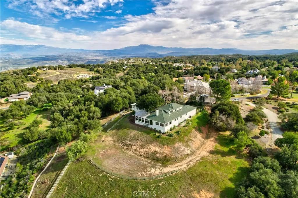 16765 Charro Road, Lake Elsinore, CA — listing photo 1