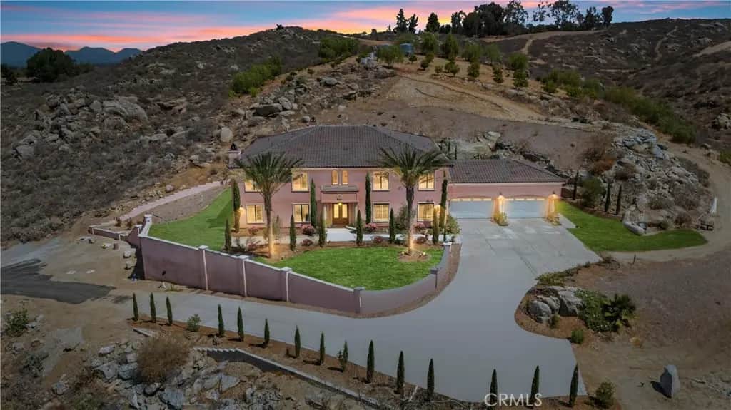 17190 Small Canyon Ln, Riverside, CA — listing photo 1