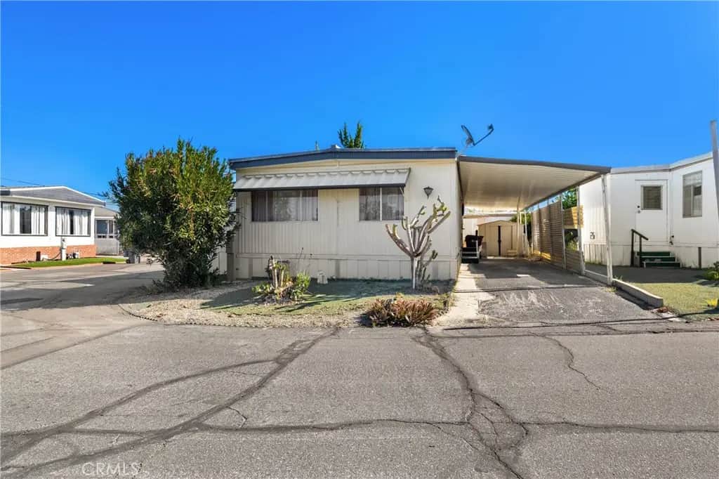 42751 E Florida Avenue 146, Hemet, CA — listing photo 1