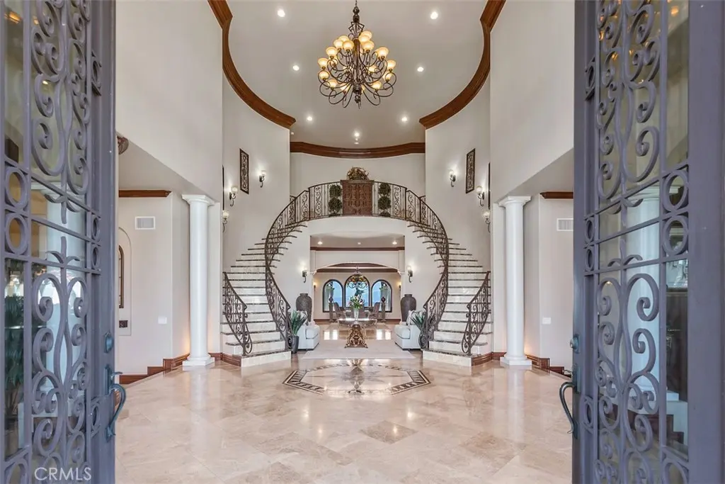 36852 Calle De Lobo, Murrieta, CA — listing photo 1