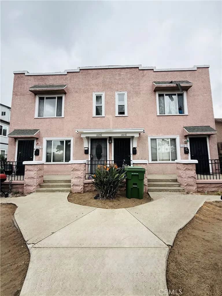 1307 W Martin Luther King Jr Boulevard, Los Angeles, CA — listing photo 1