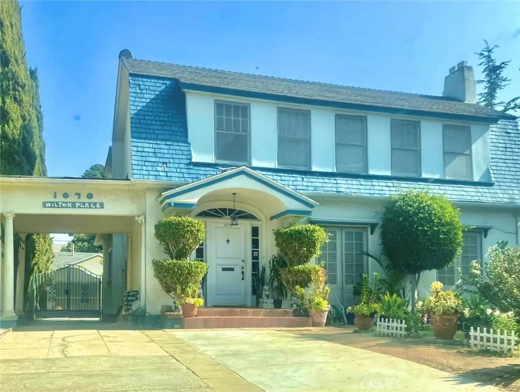 1070 S Wilton Place, Los Angeles, CA — listing photo 1