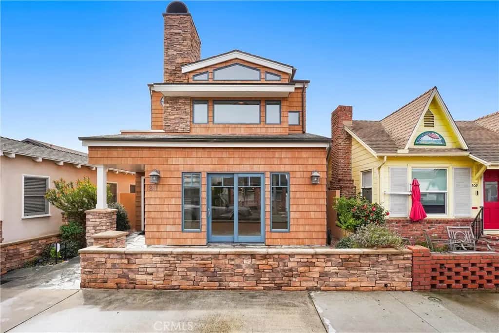 211 E Bay, Newport Beach, CA — listing photo 1