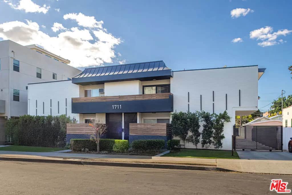 1711 Granville Avenue, Los Angeles, CA — listing photo 1