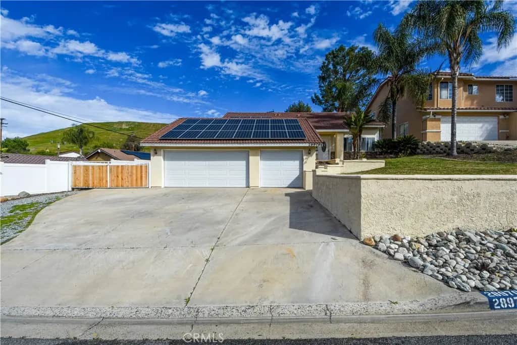 28970 Vacation, Canyon Lake, CA — listing photo 1
