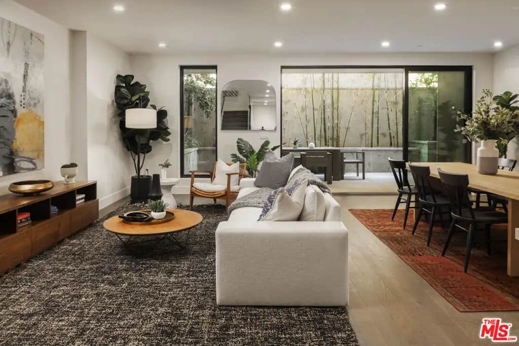 411 S Hamel Road 106, Los Angeles, CA — listing photo 1