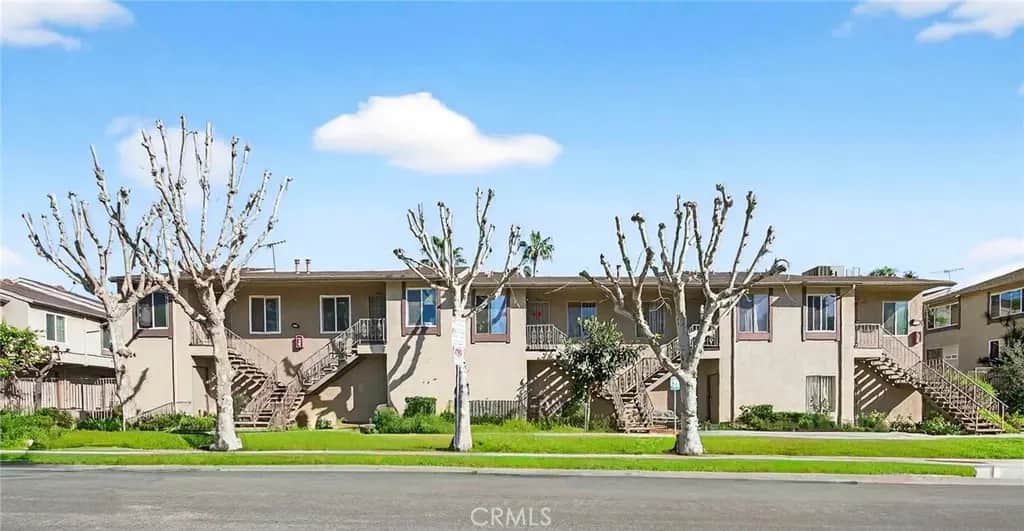 2324 Lillyvale Avenue 143, Los Angeles, CA — listing photo 1