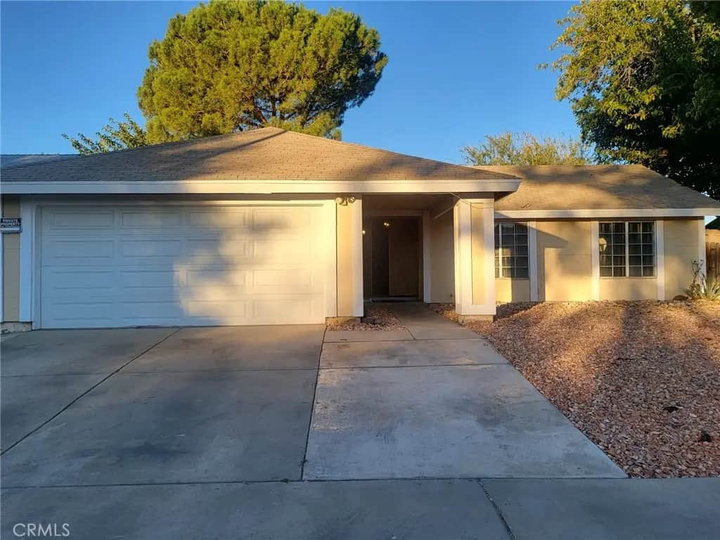44025 Glenraven, Lancaster, CA — listing photo 1