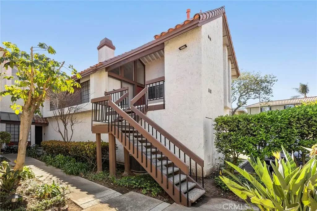 102 Kauai Lane, Placentia, CA — listing photo 1